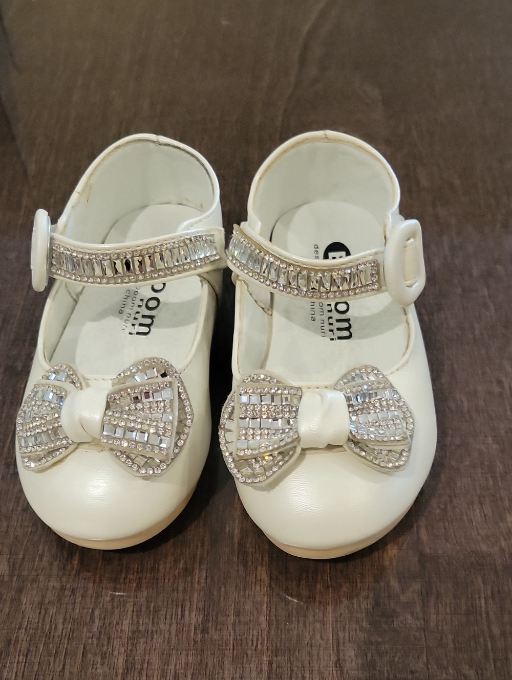 BLIN BLANK White Girls' Mary Jane Dress Shoes with Crystal Bow Detail